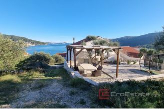 016 2041 69 Marina house with an open sea view for sale