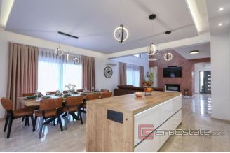 018 2018 246 Zadar newly built moder villa with swimming pool for sale
