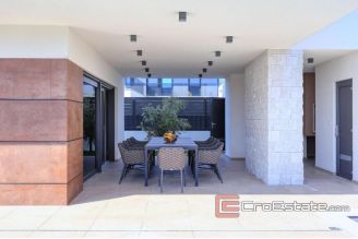 018 2018 246 Zadar newly built moder villa with swimming pool for sale