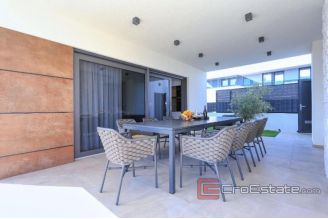 018 2018 246 Zadar newly built moder villa with swimming pool for sale