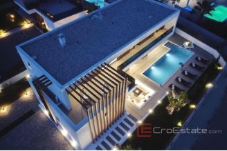 018 2018 246 Zadar newly built moder villa with swimming pool for sale
