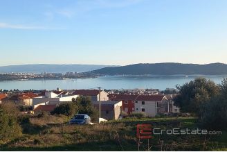 004 2031 105 Kastela building land with an open sea view for sale