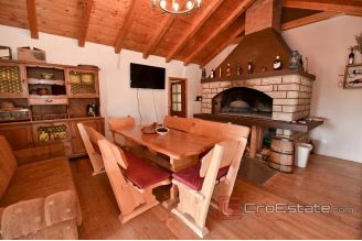 011 2043 95 Zadar stone house with pool for sale