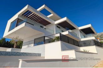 010 2021 366 omis luxury villa with sea view for sale