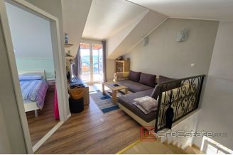 014 2029 71 Rogoznica Apartment house with a sea view for sale