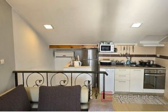 014 2029 71 Rogoznica Apartment house with a sea view for sale