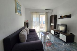 014 2029 71 Rogoznica Apartment house with a sea view for sale