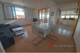 013 2016 592 Zadar House with pool and a sea view for sale