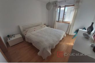 013 2016 592 Zadar House with pool and a sea view for sale