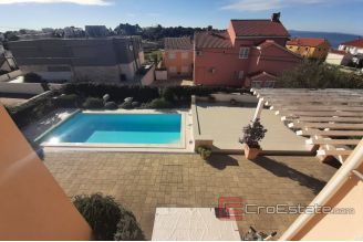 013 2016 592 Zadar House with pool and a sea view for sale