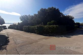 008 2016 594 Zadar Ground floor near the sea for sale
