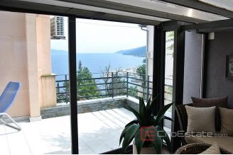 010 2026 105 Opatija Three bedroom apartment with pool and a sea view for sale