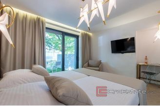 007 2036 94 Split Center Luxuriously decorated rooms for sale