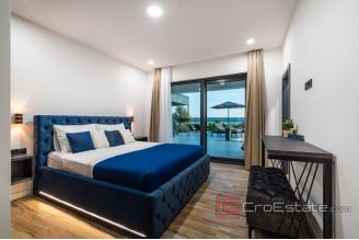 020 2030 68 Zadar Villa with an open sea view for sale