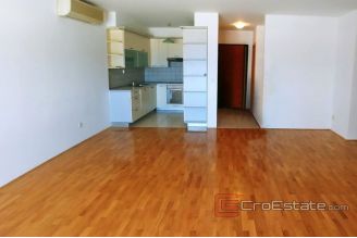 014 5293 30 split znjan two bedroom apartment first row to the sea for rent