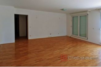 014 5293 30 split znjan two bedroom apartment first row to the sea for rent