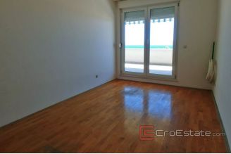 014 5293 30 split znjan two bedroom apartment first row to the sea for rent