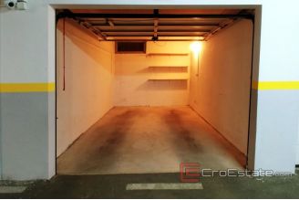014 5293 30 split znjan two bedroom apartment first row to the sea for rent