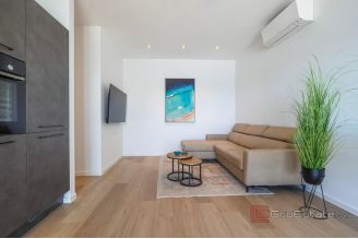 019 2022 376 trogir two bedroom apartment first row to the sea sale