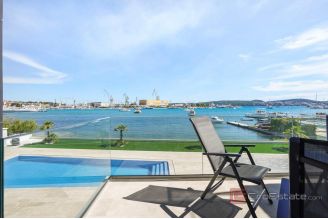 019 2022 376 trogir two bedroom apartment first row to the sea sale