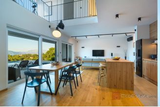 017 2026 107 Island of Brac House with pool and a sea view for sale