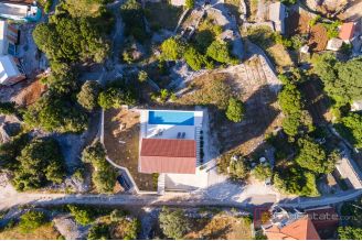 017 2026 107 Island of Brac House with pool and a sea view for sale