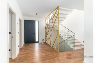 020 2026 109 Crikvenica Luxury villa with a pool and a sea view for sale