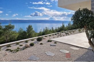 006 2022 388 Omis villa with pool sale