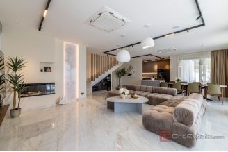 025 2022 388 omis new villa with pool for sale