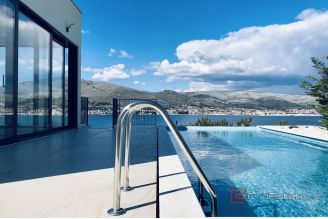 014 5030 30c Ciovo newly built villa with pool for sale