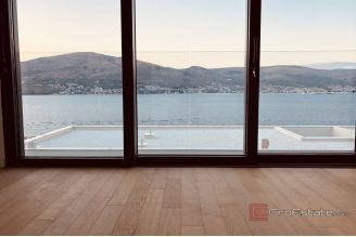 014 5030 30c Ciovo newly built villa with pool for sale