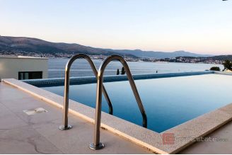 016 5030 30d Ciovo newly built villa with pool for sale