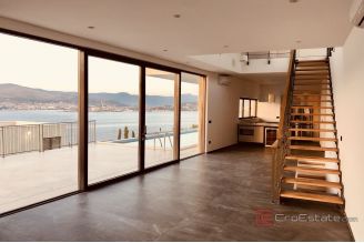 016 5030 30d Ciovo newly built villa with pool for sale