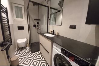 008 2031 112 Split Kman Modern apartment for rent