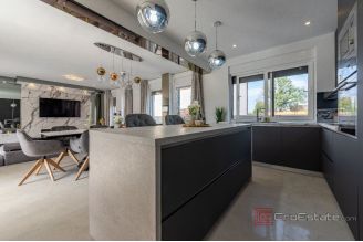 011 2043 103 Zadar Newely built luxury villa with pool for sale