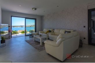 020 2022 392 rogoznica newly built villa with sea view for sale