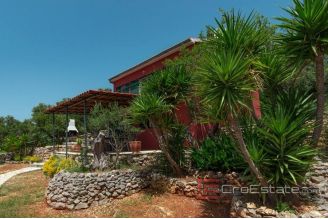 015 2021 370 trogir house first row to the sea for sale