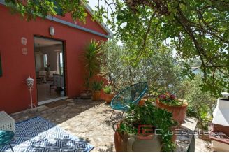 015 2021 370 trogir house first row to the sea for sale