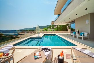 020 2021 372 Trogir Luxury villas with panoramic sea view for sale