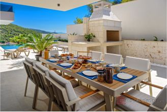 020 2021 372 Trogir Luxury villas with panoramic sea view for sale