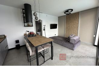 014 2043 106 Zadar Property with two residental buildings for sale