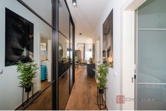 007 2043 108 Zadar Two bedroom apartment with garden for sale