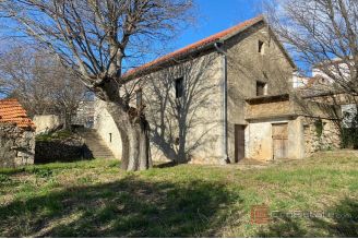 005 2030 70 Zadar Detached house for renovation for sale