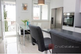 011 2036 98 Lokve Two bedroom apartment for rent