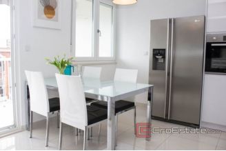 011 2036 98 Lokve Two bedroom apartment for rent