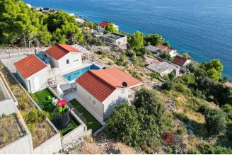 014 2038 78 rogoznica two houses with sea view for sale
