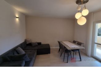 011 2041 75 Island of Hvar House near the sea for sale