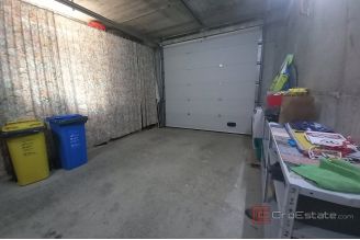 013 2031 120 Kastela House with a building project for sale