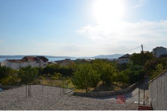 013 2031 120 Kastela House with a building project for sale