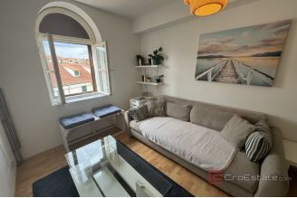 011 2036 99 Split center Unique property in the city center for sale